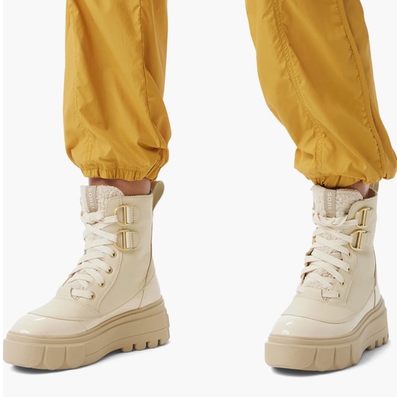 NWT SOREL Caribou X Waterproof Lace-Up Boot - Picture 2 of 13